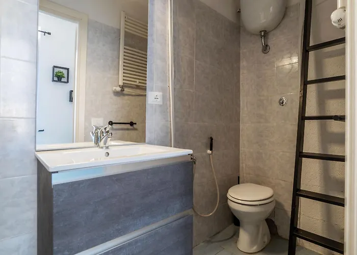 Guesthost - Comfy Near Vatican City! Apartament